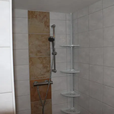 Ferienhaus Welcoming Near Town Center In *
